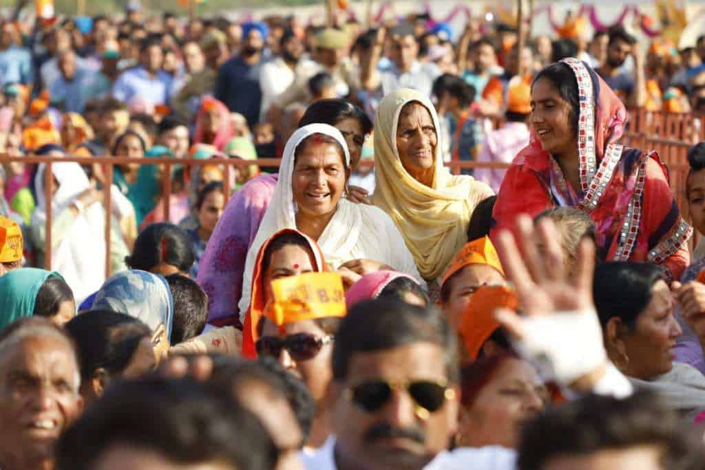 Union Home Minister Amit Shah Reviews J&K Schemes And Projects - Digpu