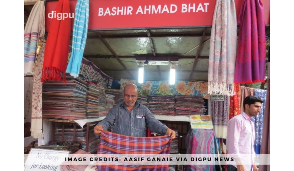 Bashir Ahmad Bhat – The Man Who Embellished The Craft Of Embroidery - Digpu