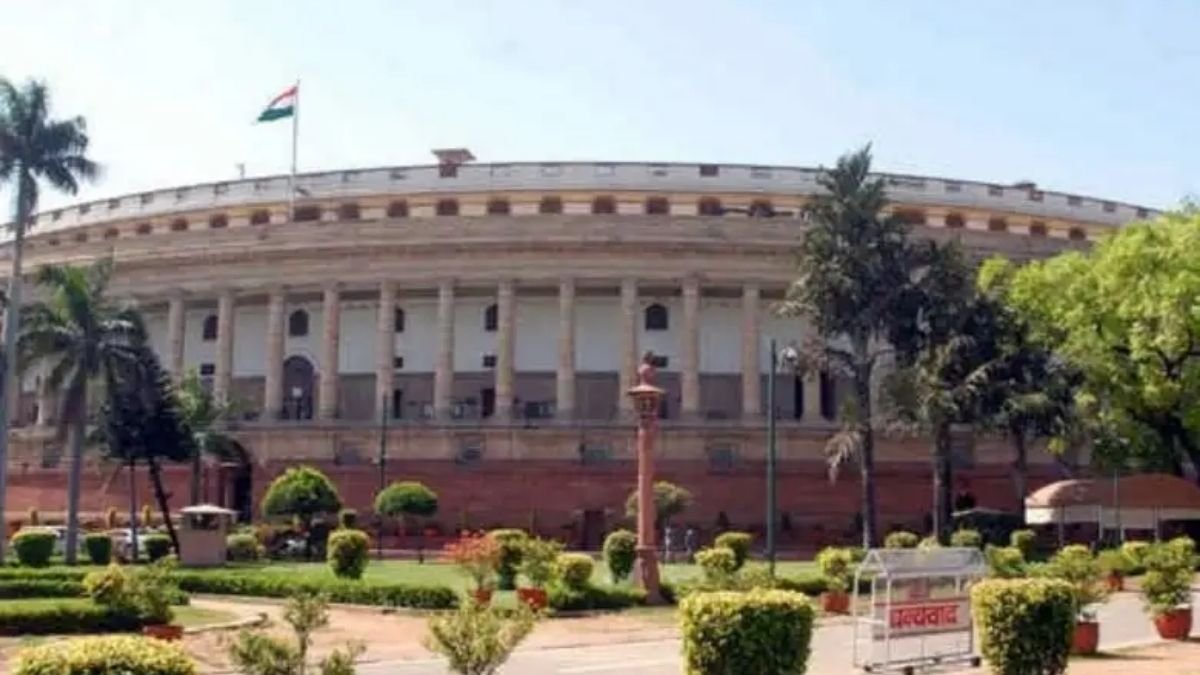Lok Sabha passes two bills amid opposition protests