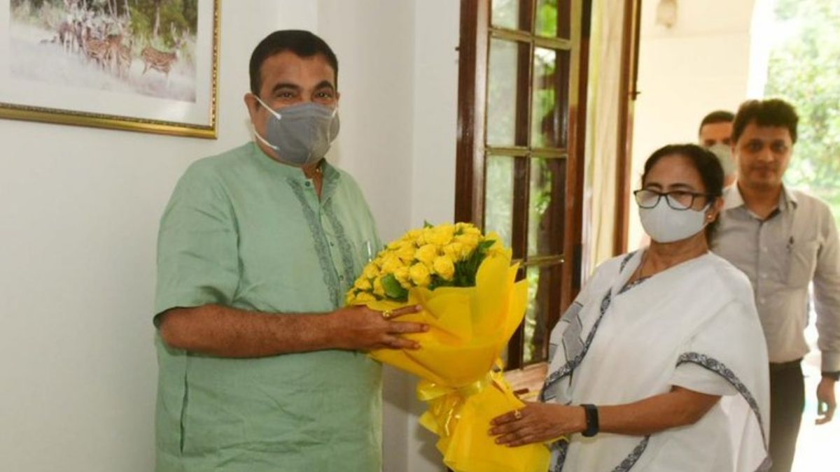 Mamata Banerjee met Nitin Gadkari and discussed infrastructure, road projects in the state