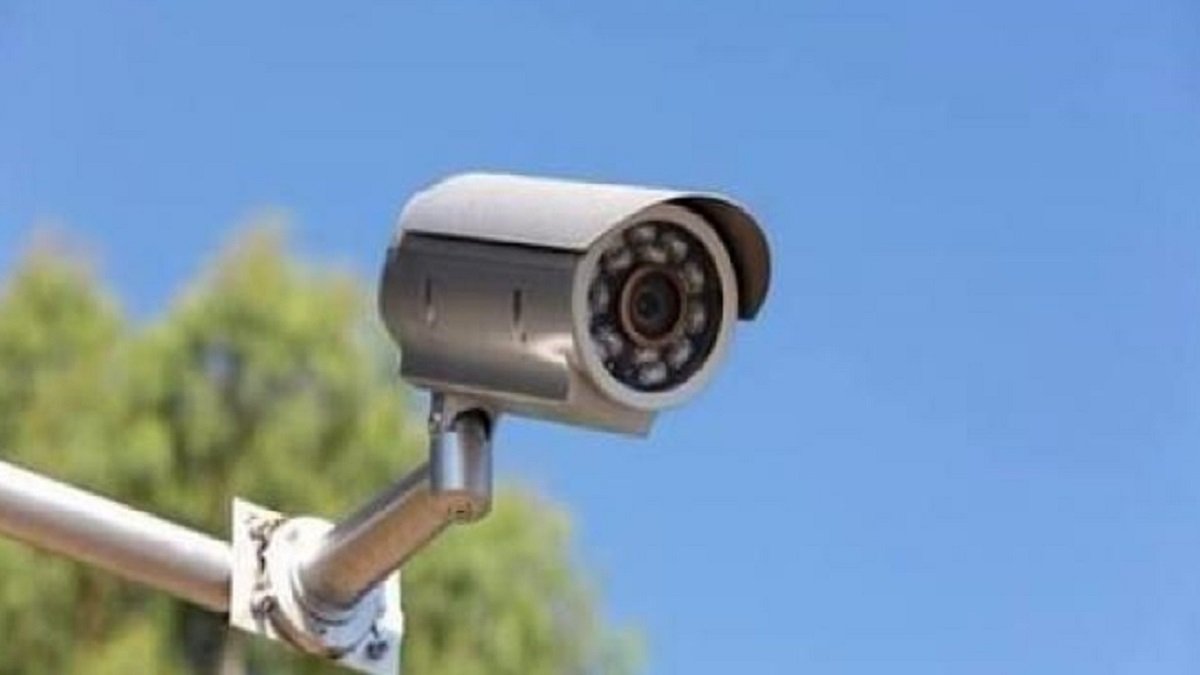 Delhi ahead of Shanghai, New York, & London in CCTV cameras installed per sq. mile