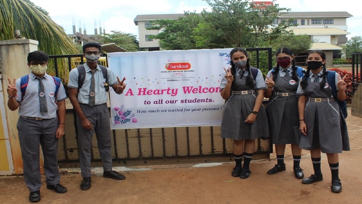 Karnataka schools reopen after 18 months; Maharastra uncertain, Tamil Nadu & Rajasthan on Sept. 1