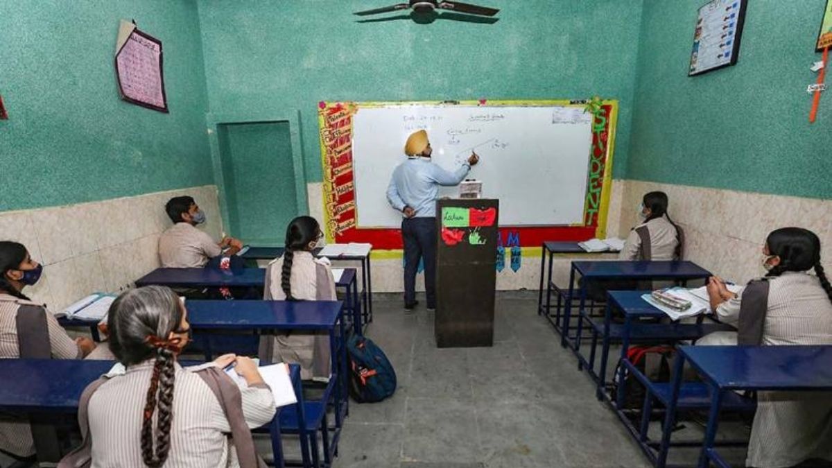 Amid thin attendance, Jammu schools reopen for classes 10th,12th