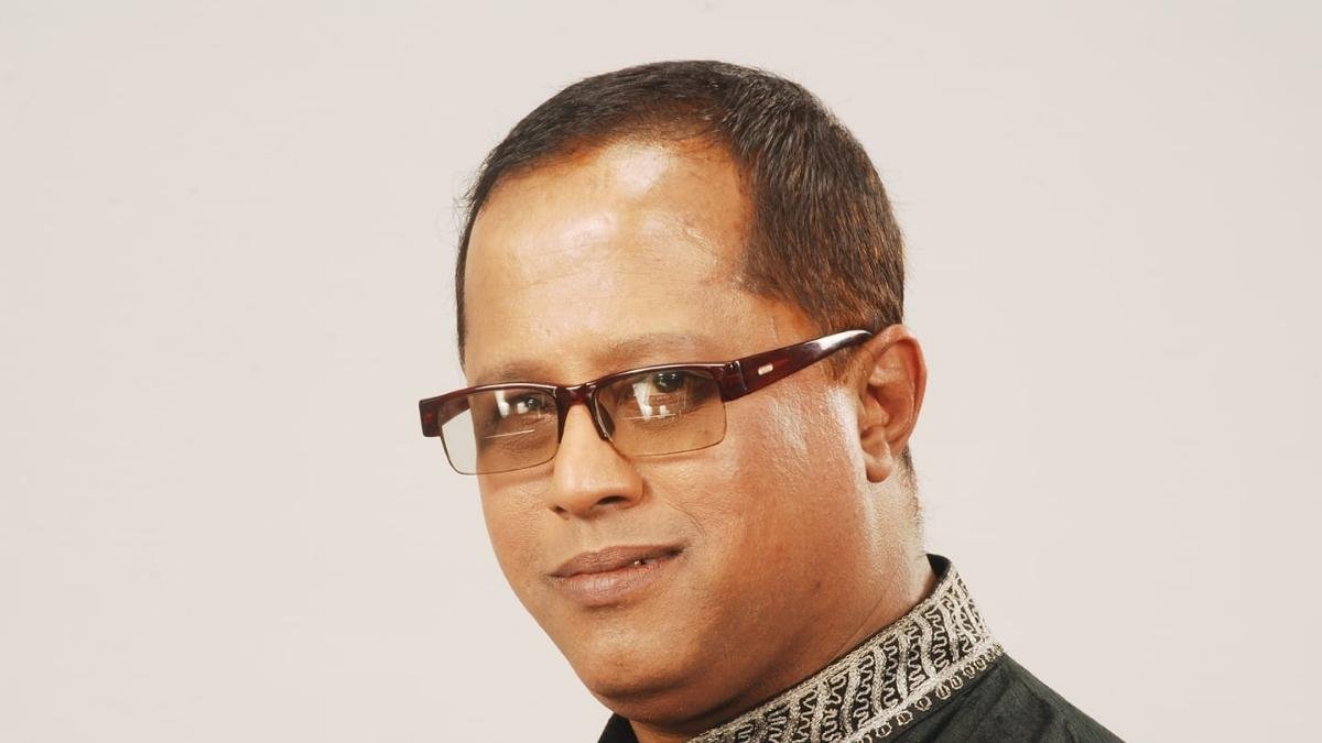 Bangladesh authorities need to protect journalist Salah Uddin Shoaib Choudhury from harassment